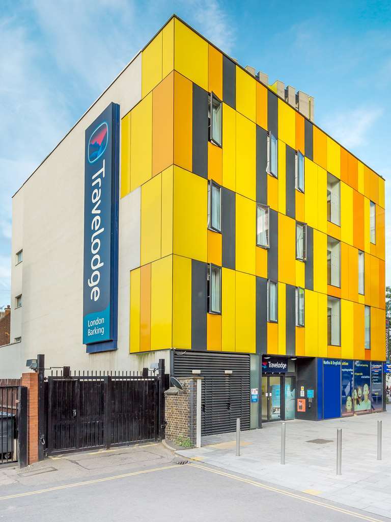 Travelodge London Barking Exteriör bild